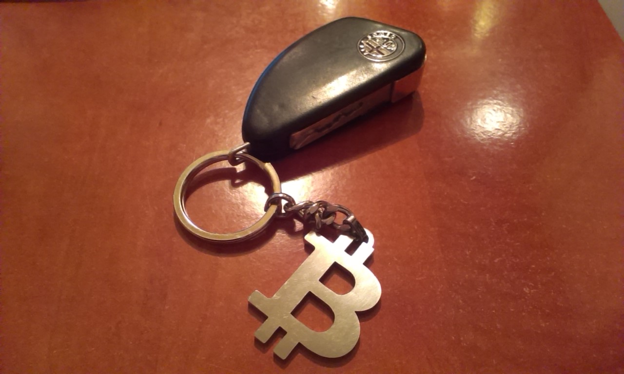Bitcoin Keychain Alfa.jpg