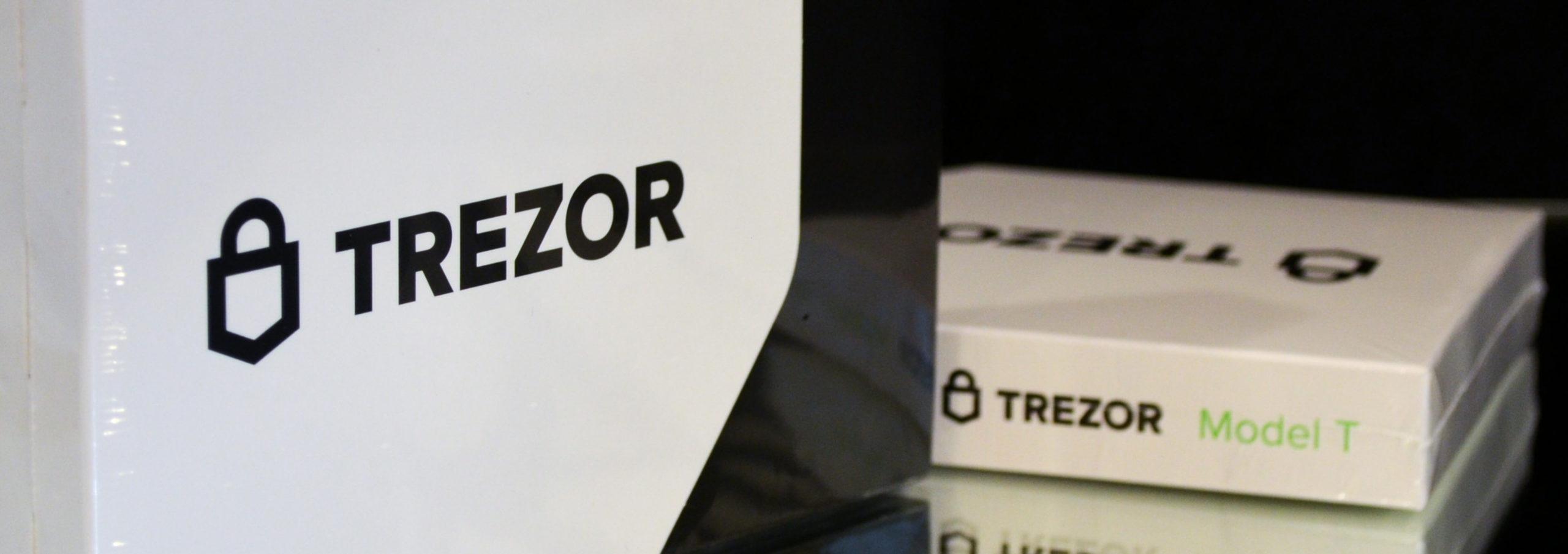 Trezor Model T BitcoinBG