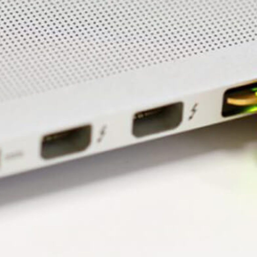YubiKey 5 Nano